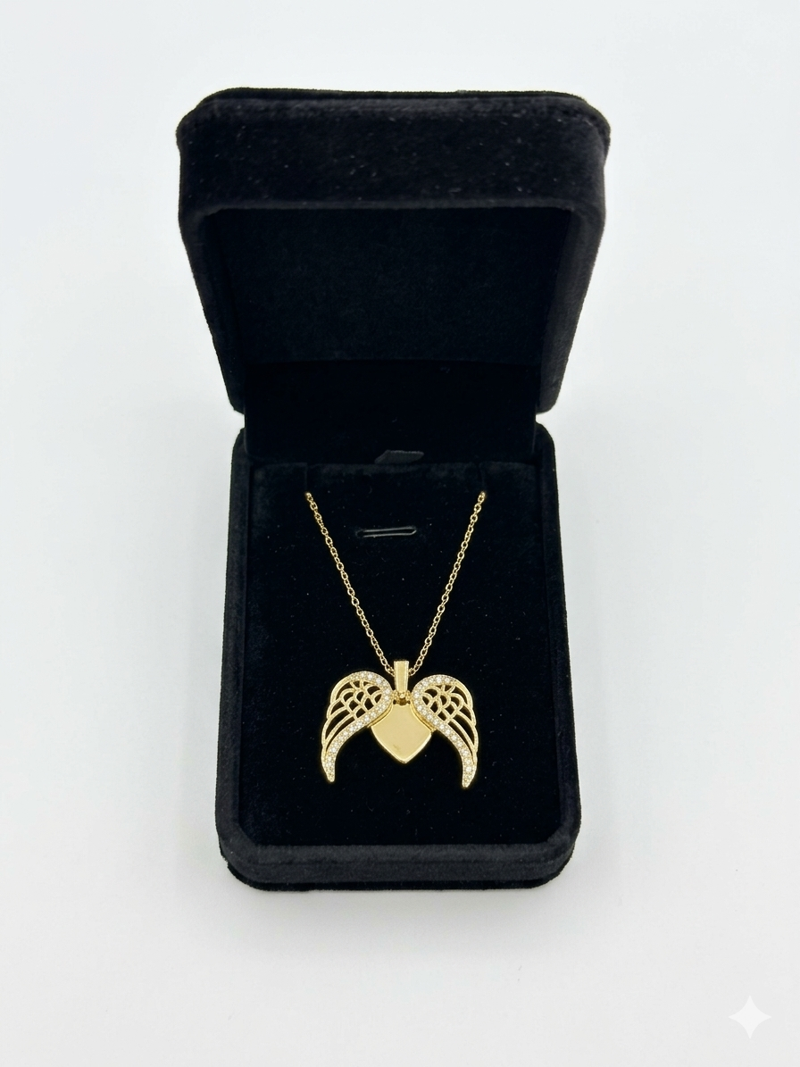 Elegant Couple Hug Pendant Necklace – Romantic Love Necklace with ear studs for Women | Gold Plated Heart Jewelry Gift for Girlfriend, Wife & Anniversary